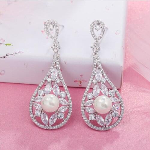 QooLady Temperament Cubic Zirconia Stone Long Drop White Pearl Earrings for Women Wedding Party Costume Jewelry Accessories E124