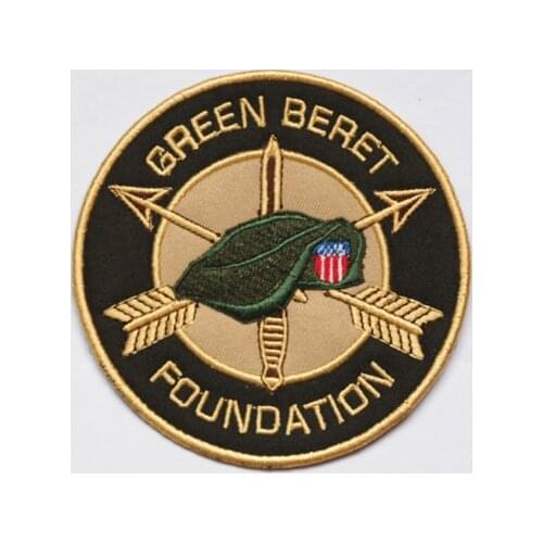Green Beret US Army Special Forces Airborne Master Parachutist Wings Patch