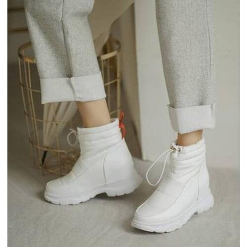 Autumn And Winter new style Cotton shoes Keep warm snow boots fashion warm outdoor Womens Short boots high 4cm plus size 34-43