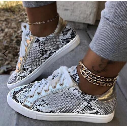 Summer Women Snake Platform Sneakers Lace Up Female PU Glitter Star Shoes Flats Vulcanized Shoes Fashion Woman Walking Footwear