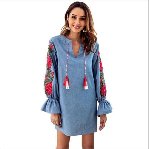 High Quality Summer Denim Party Dress Womens Elegant Long Lantern Sleeve Dress Embroidery Flowers Midi Dress Denim2019New Q1170
