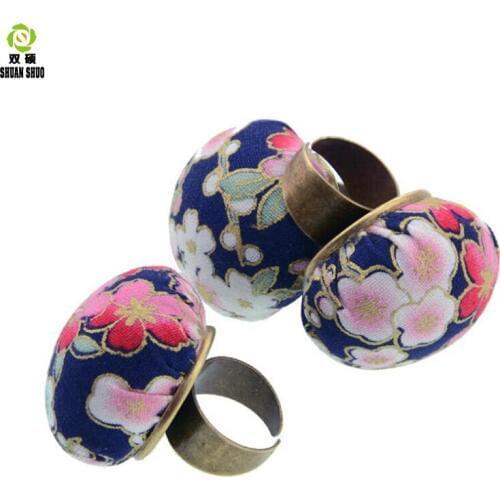 Embroidery needle Ring pin DIY cross stitch tool ring needle plug Wholesale needle insertion