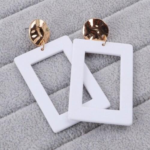 New Korean White Rectangular Acrylic Earrings For Women Girls Geometric Gold Color Dangle Earrings Fashion Party Jewelry Gifts