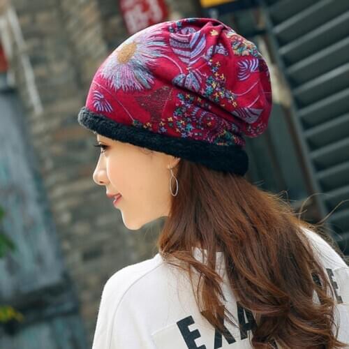 2020 New Printed Knit Beanie Hat Women Winter Hats Warm Plus Velvet Thicken Hedging Cap Windproof Casual Beanie Cap