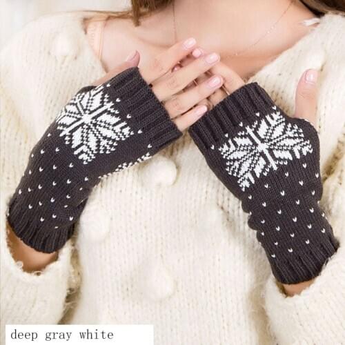 Q Fashion Half Finger Gloves Keep Warm Women Mittens Snowflake Pattern Knitting Wool Leisure Occasions Unisex Winter Gloves
