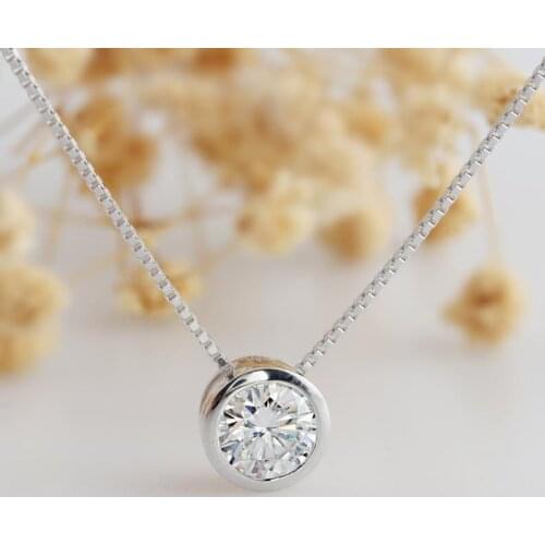 Veryins Classic 14K 585 White Gold 1ct DEF Color Bezel Set Moissanite Pendant Necklace with Box Chain for Women Wedding Gift