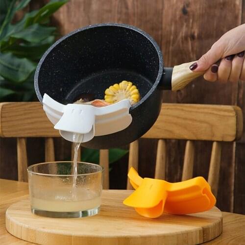 Plastic Anti-spill Drain Pans Round Rim Deflector Nozzle Liquid Funnel Soup Diversion Duck Mouth Cooking Tools Kitchen Gadgets