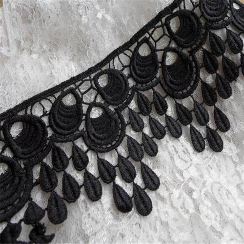 Chic Black Venice Lace Trim Peacock design for Bridal Bouquet Corsets Flapper Altered Couture 1 yard