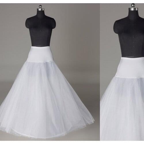 2016 New Fashion natural look a-line tulle Wedding bridal Petticoats free size Gown Girls Under Skirt Modern Wedding Accessories