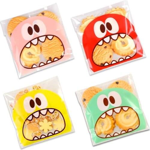 100 Pcs/lot Self Adhesive Cookie Transparent Bags Candy Party Wedding Favor Treat Bag Cute Cartoon Bakery Decorating Bags
