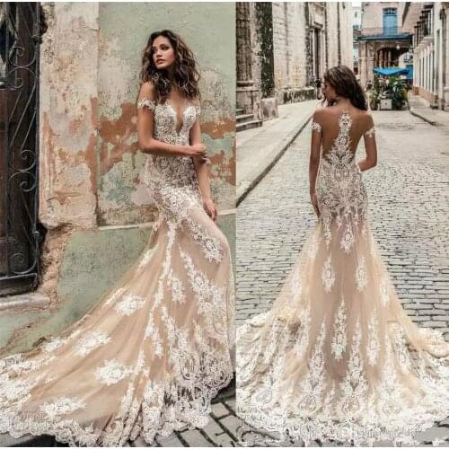 Wedding Dresses 2021 Off Shoulder Deep Plunging Neckline Bridal Gowns Sweep Train Lace Wedding Dress Custom Video Robe De Mariee