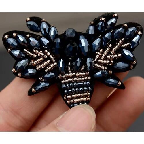 3D handmade cute bee Beaded Patches , Handmade Sew on Patch for clothing beading Applique for DIY