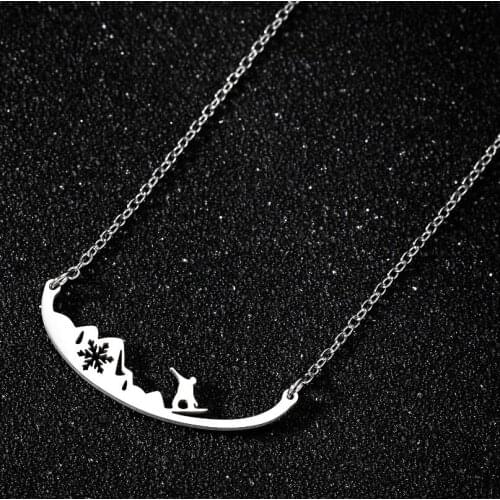 Fashion Winter Sports Snowboard Necklace Stainless Steel Hollow Snowflake Pendants Jewelry Clavicle Chain for Cool Men Women