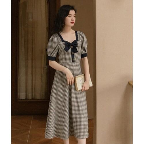 Sweet Vintage Puff Sleeve Plaid Dress Summer Short Sleeve Dress French Retro Bow Chic Square Collar Single-breasted Art Dresses