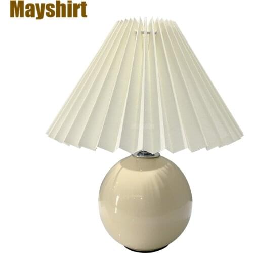 Korean Vintage Ceramic Table Lamps Pleated Fold Desk Lamp for Living Room Modern Nightstand Light Bedroom Beside Lamp Home Decor