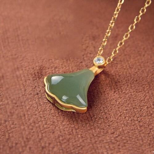 Korean Style Sterling Silver Necklace for Women 2020 New Trendy Hetian Jade Small Skirt Fan-Shaped Simple Clavicle Chain Birthda