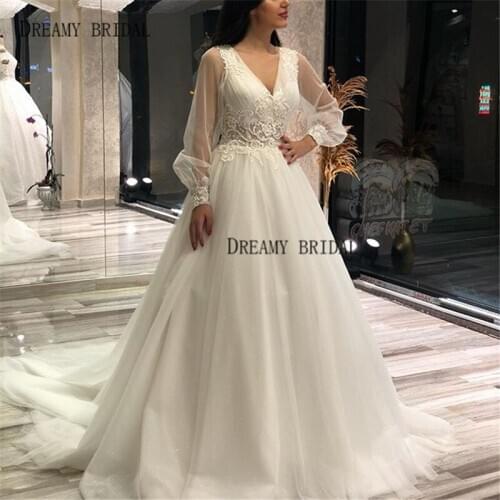 Long Sleeves Wedding Dresses V Neck Beads Appliques Sheer Bridal Gowns A Line Pleated Chest Organza Chapel Train