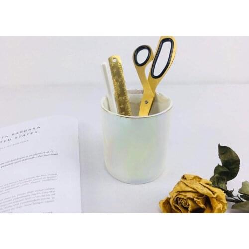 Nordic style ins Phnom Penh magic storage cup laser makeup brush cup home decoration containers