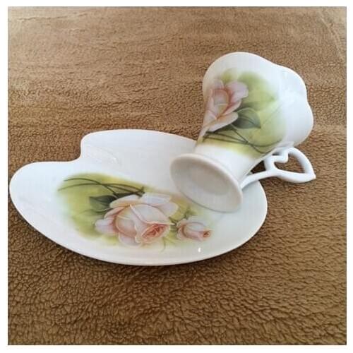 Ceramic Fashion Coffee Cup and Saucer Cover English Bone China Ceramic Flower Tea Set Household Coffee Cup DD60CS