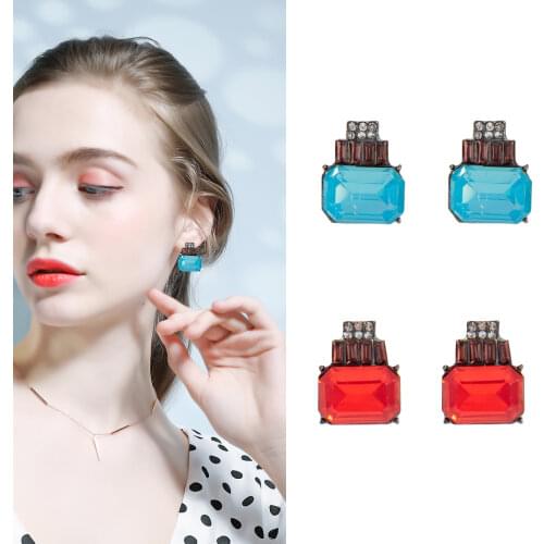 2021 New Simple Fashion Earrings Alloy Diamond-studded Geometric Earrings European and American Personality Earrings