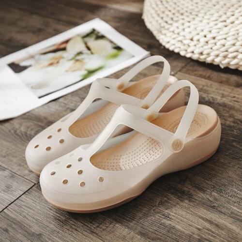 Summer Women Mules Clogs Summer Beach Breathable Slippers Womans Sandals Jelly Shoes Cute Discolor Garden Shoes Clog For Woman