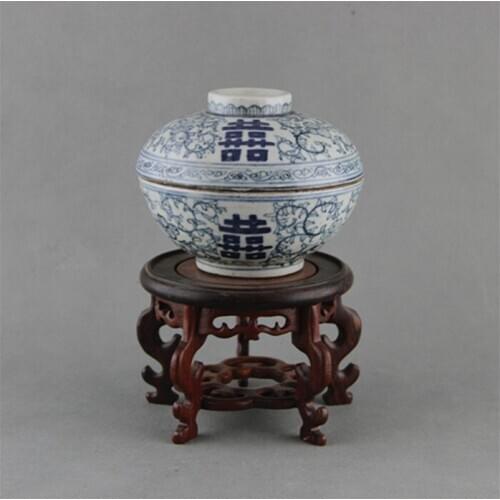 Qing Dynasty Hand-painted Blue And White Double Happiness Characters Quaint Ceramic Bowl With Lid