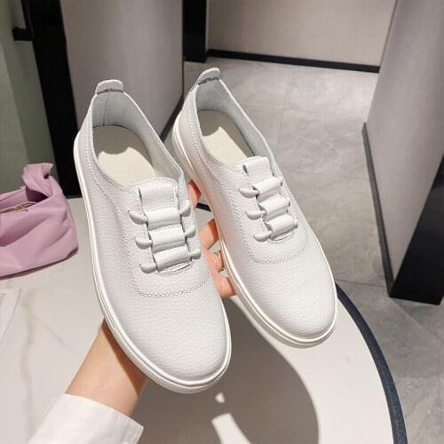 Tilocow Womens White Slip On Flats Send Shoelaces Ladies Leather Solid Oxfords Shoes Women Soft Bottom Female Casual Footwear