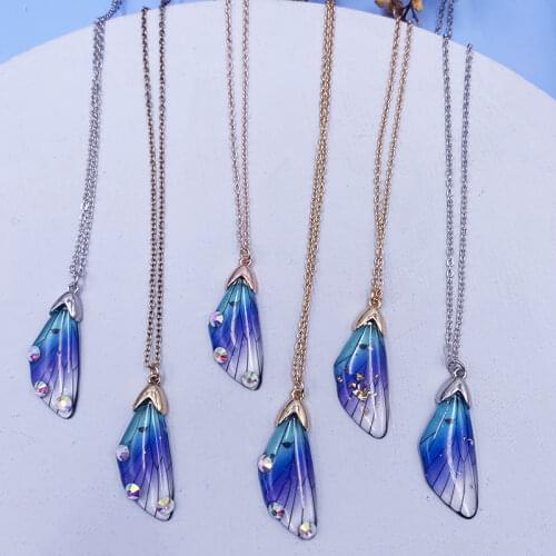 Mystery Blue Color Resin Shiny Flake Butterfly Necklace Gold Color Alloy Crystal Foil Choker Necklaces for Women Party Jewelry