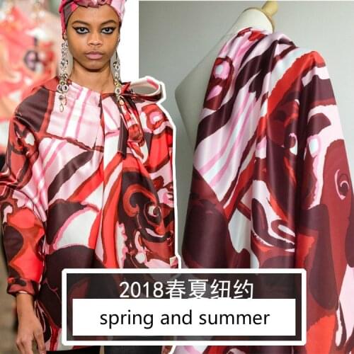 New spring and summer Europe with the large section of the wedding satin brown digital printing womens fashion fabrics