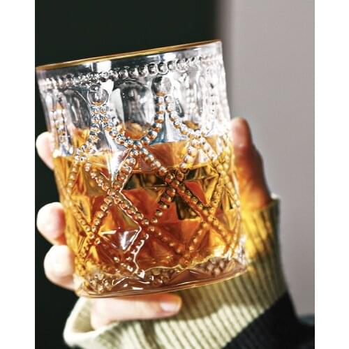 Nordic Vintage Glass Bottle Carved Cup Transparent Martini Wine Glass Cocktail Vodka Copas De Cristal De Lujo Container ED50JB