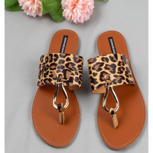 New Leather Sandals Women Summer Shoes Flat Bottom Woman Sandals Open Toe Outside Beach Shoes Fashion Ladies Slides Size 36-41