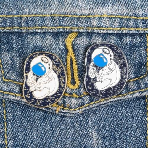 Space travel Enamel Pin Astronauts Special Edition Brooches Bag Clothes Lapel Pin Cosmic Space Badge for kids Jewelry Gift
