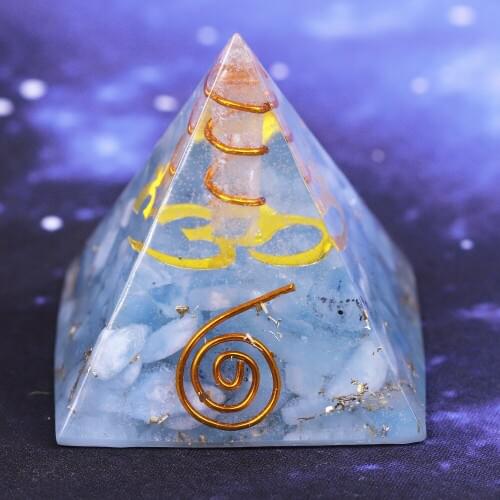 Orgonite Pyramid Natural stone Yoga Energy Decoration Crystal Pyramid Magic Reiki Ceremony Resin Decorative Craft Jewelry Gift