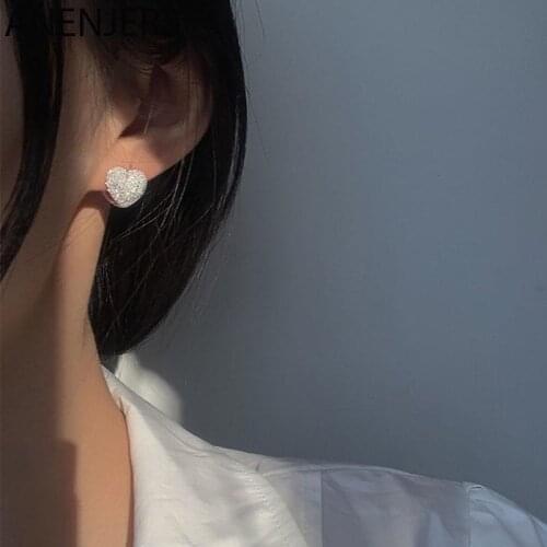 ANENJERY 925 Sterling Silver Shiny Heart Ear Buckle Earrings For Women Temperament Light Luxury Ear stud Jewelry Wholesale
