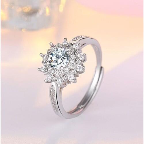 Luxury Female Flower Snowflake Ring Silver Color Wedding Band Ring Promise Love Engagement Rings For Women