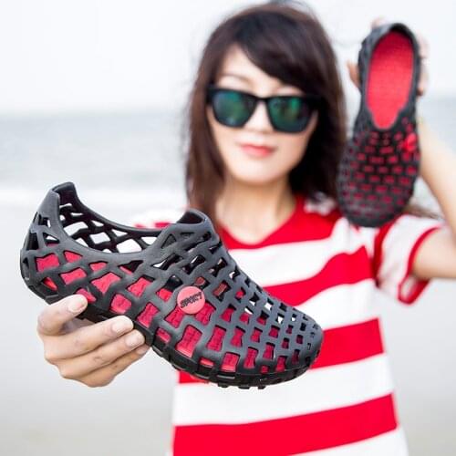 Men Unisex Sandals Mesh Breathable Mens Sandals Beach Shoes Flip Flops Bath Slippers Mens Summer Shoes