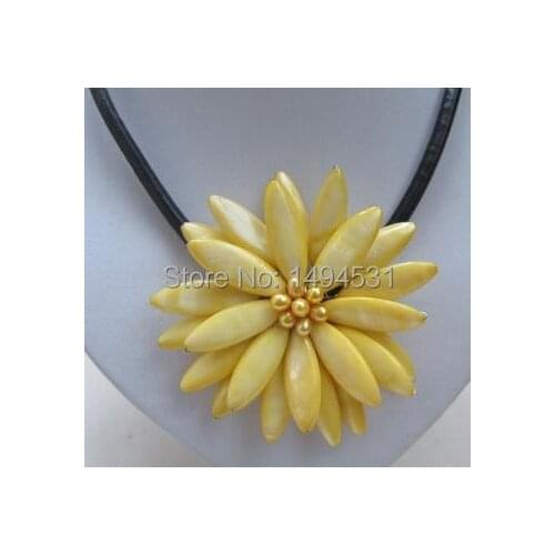 New Arriver Flower Jewelry Classic Baroque Yellow Freshwater Cultured Pearl Shell Flower Leather Necklace - Free Shipping