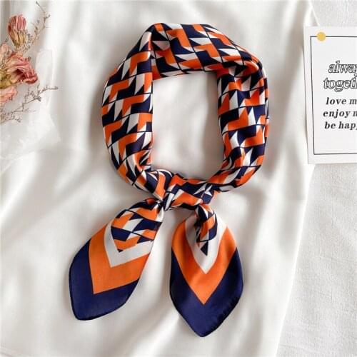 2021 Summer Silk Scarf Square Women Bandana Fashion Print Shawl and Wraps Lady Neckerchief Hairband Foulard Head Band Design New