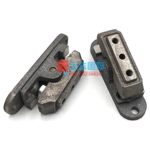 Free shipping excavator R200-5 walking bullet head seat foot valve bullet head pressing plate seat accessories parts