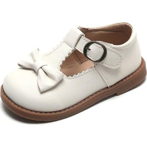 Girls Tassel Flat Shoes Children Soft Princess Bow Buckle Comfortable Wedding Patent Leather Kids School Casual Shoes