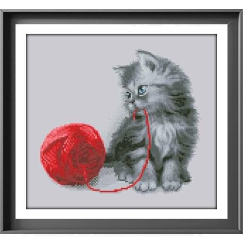 Cat and yarn ball cross stitch kits kitten Dreampattern embroidery needlework sets 18ct 14ct 11ct silver cloth DIY handmade