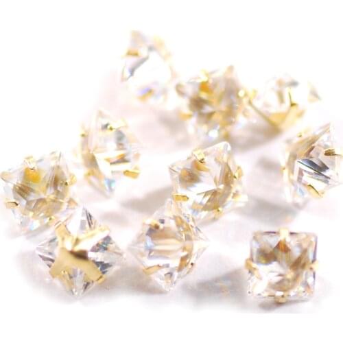 50pcs AAA 4mm Square Exquisite Clear 3D Cubic Zirconia Stone Golden Metal Base Claw Beads for Man Woman Jewelry