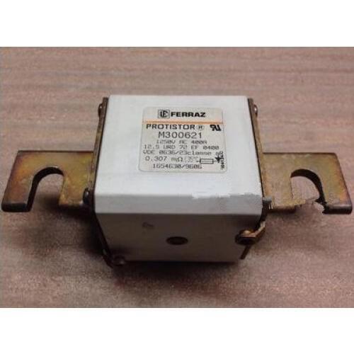 Fuses: PC70UD13C315EF 12.5 URD 70 EF 0315 X300607 / PC70UD13C350EF Y300608 aR