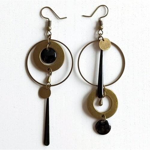 Vintage Bronze Round Metal Steampunk Earrings Asymmetric Jewelry Black White Rod Pendant Long Dangle Earrings for Women