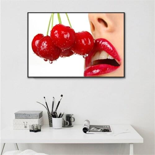 Modern Fashion Posters and Prints Wall Art Canvas Oil Painting Wall Pictures Sexy Girl Lip Picture Living Room Decoration