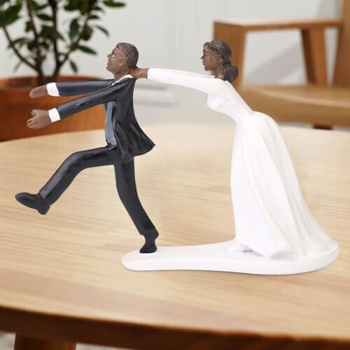 15 X 6 X10.5 Cm Romantic Groom & Bride Marry Resin Figurine Wedding Cake Topper Wedding Decoration Running Groom Decoration