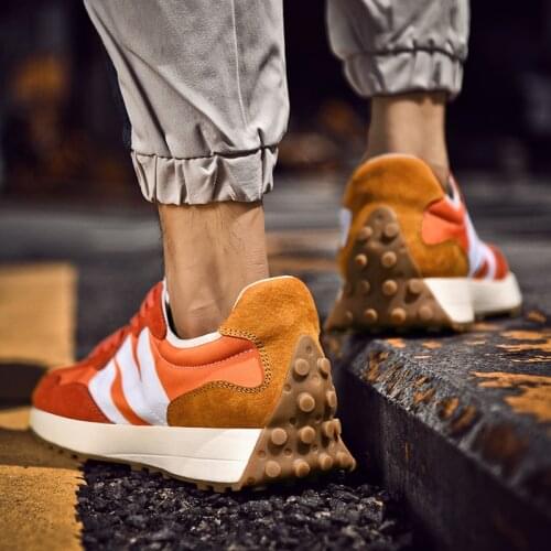 2020 Spring Fashion Men Sneakers Shoes Mesh Breathable Casual Shoes Running Flat Shoes Mens Lightweight Sneakers Luxury Brand