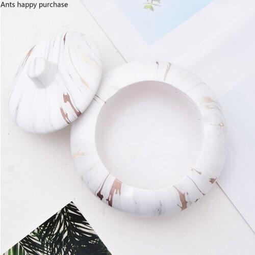 Nordic Round Household Ceramics Wood Grain Marble Restaurant Bar Entertainment Venue with Lid Ashtray Decoration Accessories