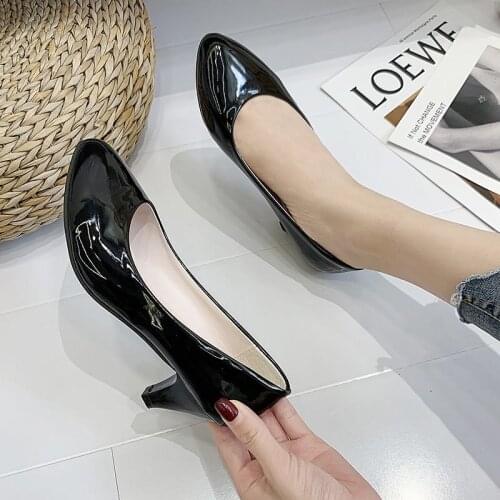New Spring Autumn Patent Leather Women Pumps Spike Heel Party Wedding Pointed Toe Slip-On Shallow Solid Medium Cat Heels Shoes