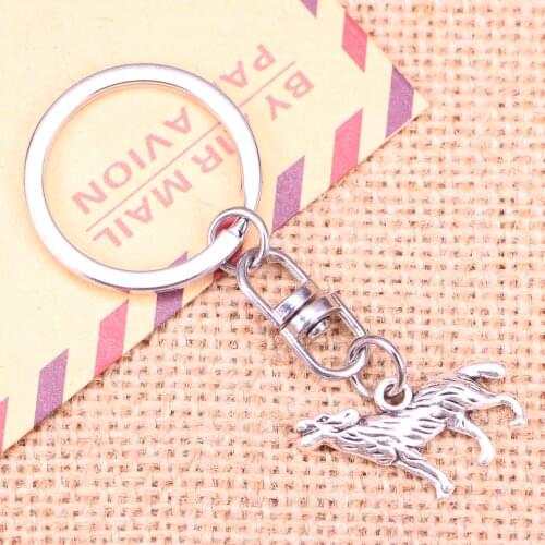 20pcs New Fashion Keychain 26x20mm howling wolf Pendants DIY Men Jewelry Car Key Chain Ring Holder Souvenir For Gift